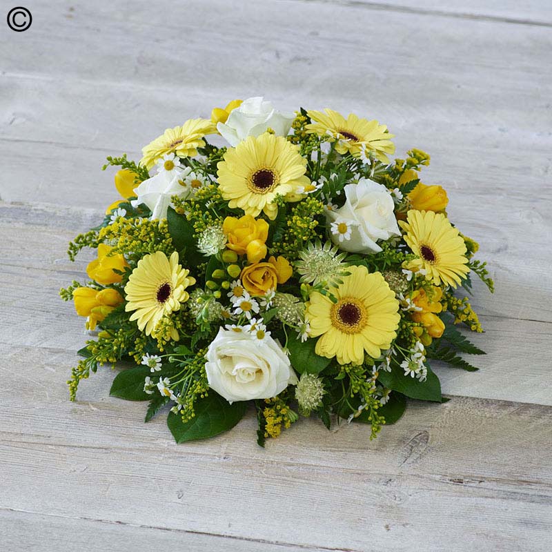 Scented Yellow Posy Large