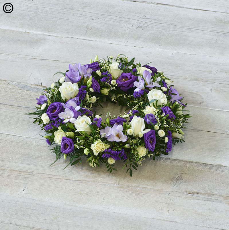 Scented Wreath Blue and White Standard