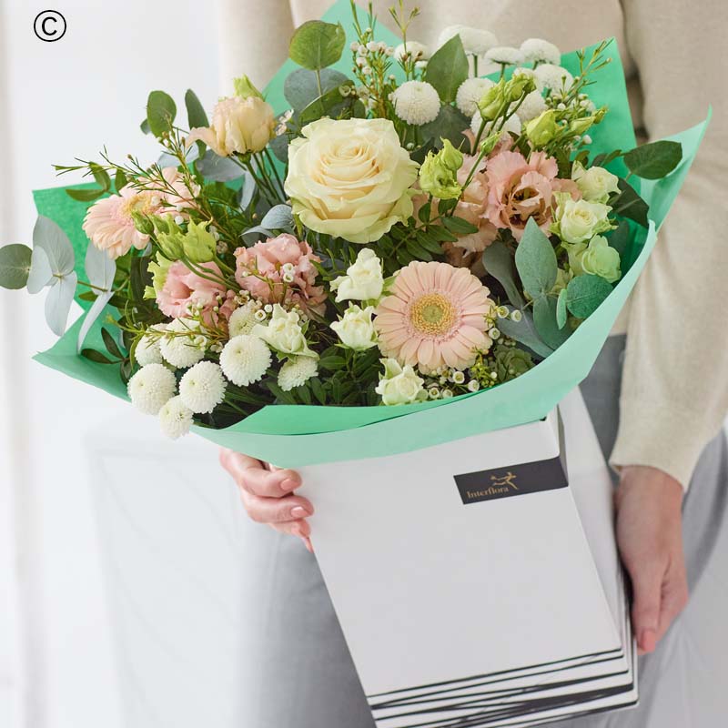 Beautiful Neutral Bouquet Large